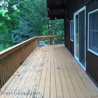 5192 Minks Pond Road Bushkill, PA 18324 - Photo 2 of 15 Gallery Image 2