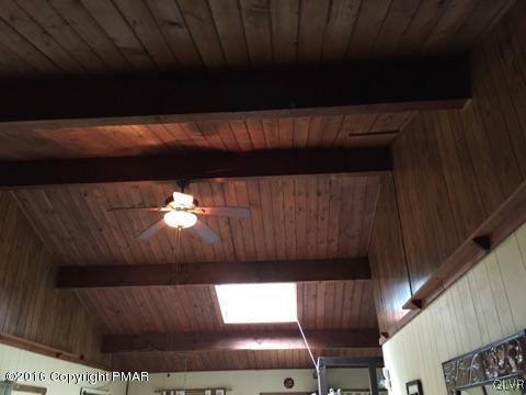 5192 Minks Pond Road Bushkill, PA 18324 - Photo 7 of 15 Gallery Image 7