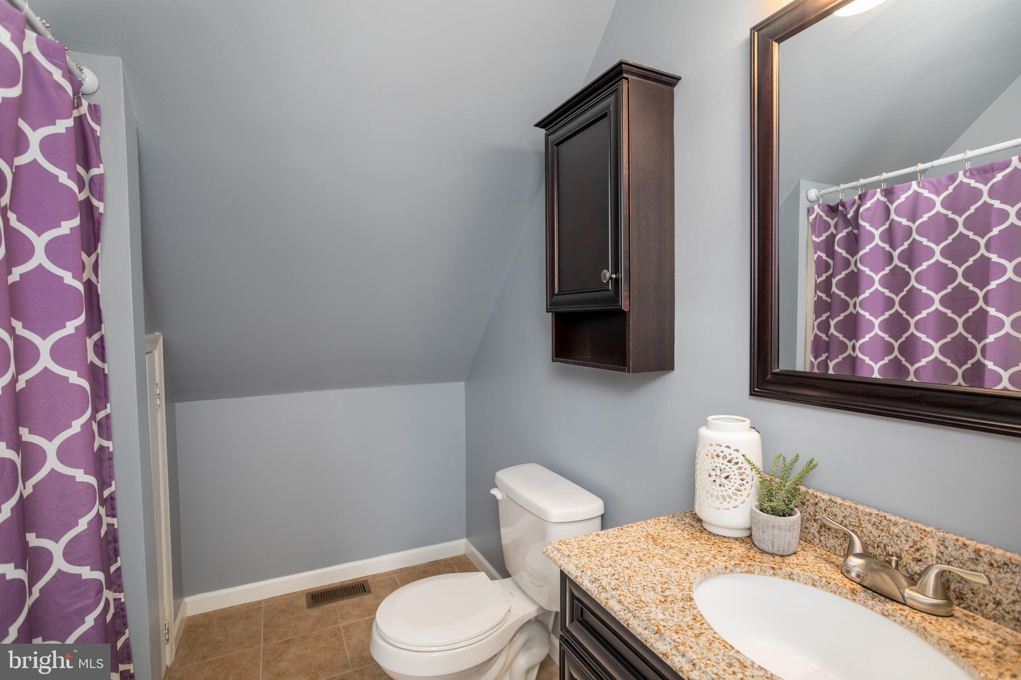 907 Old Elk Neck Road Elkton, MD 21921 - Photo 15 of 23 Upper level hall bath