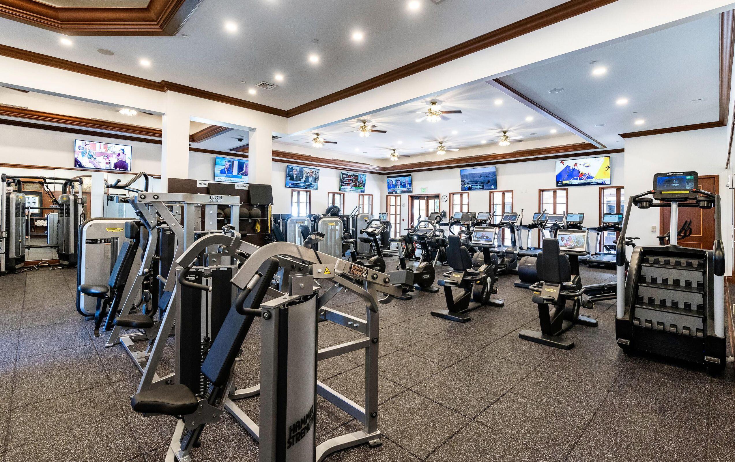 426 Red Hawk Drive Jupiter, FL 33477 - Photo 64 of 70 a view of a room with gym equipment