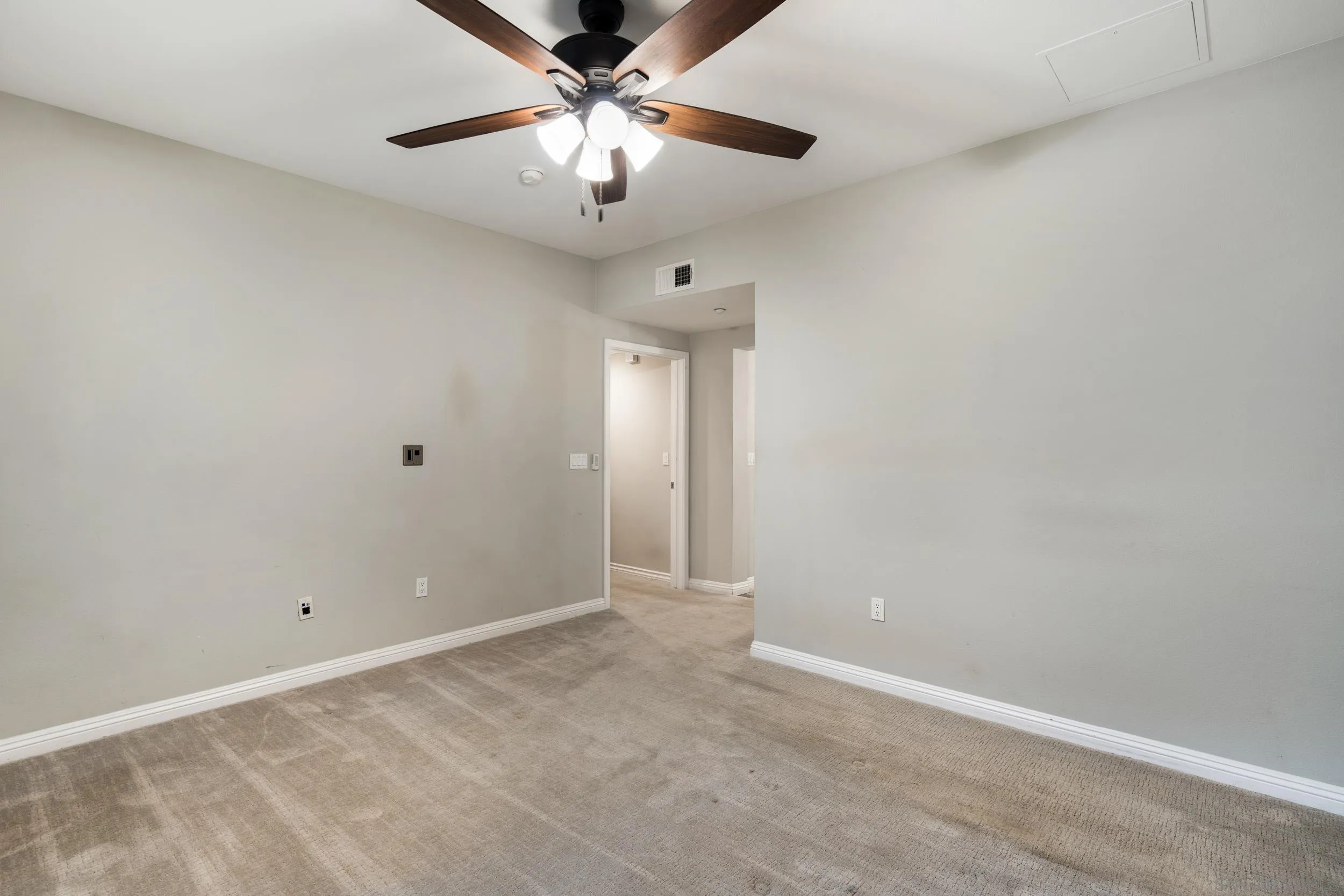 3650 Fifth Avenue, Unit 415 San Diego, CA 92103 - Photo 14 of 31 wooden floor in an empty room