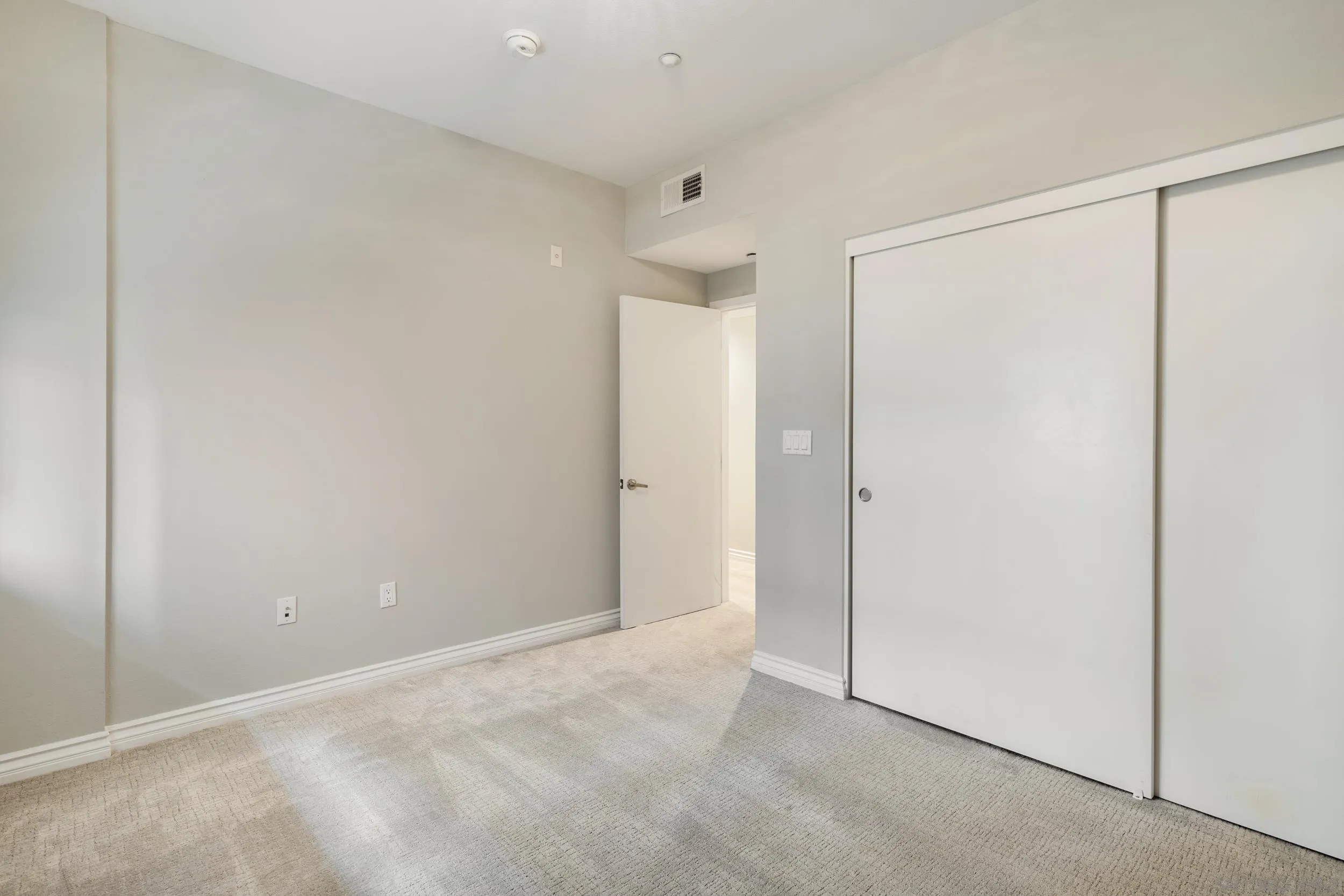 3650 Fifth Avenue, Unit 415 San Diego, CA 92103 - Photo 21 of 31 a view of an empty room