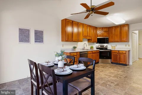 $499,900 | 22 Eynon Court, Hockessin, DE 19707