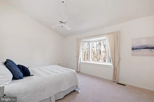 $499,900 | 22 Eynon Court, Hockessin, DE 19707