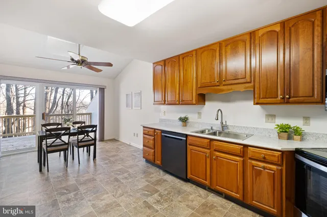 $499,900 | 22 Eynon Court, Hockessin, DE 19707