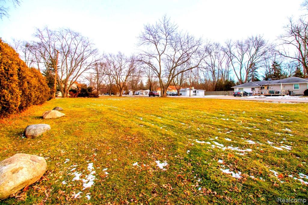 3281 Crooks Road Rochester Hills, MI 48309 - Photo 5 of 9