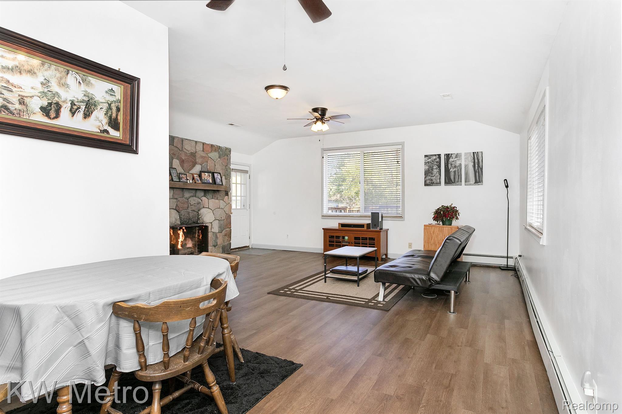 3177 South Adams Road Rochester, MI 48309 - Photo 6 of 36 Gallery Image 6