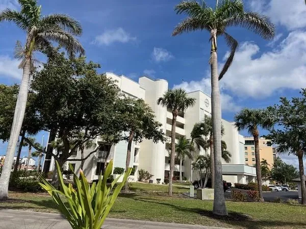 $5,200 | 3020 Matecumbe Key Road, Unit 103, Punta Gorda, FL 33955