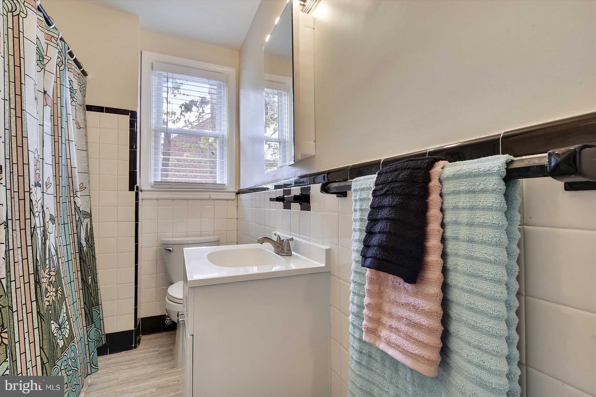 3813 Labyrinth Road Baltimore, MD 21215 - Photo 20 of 30 Bath - Upper Level