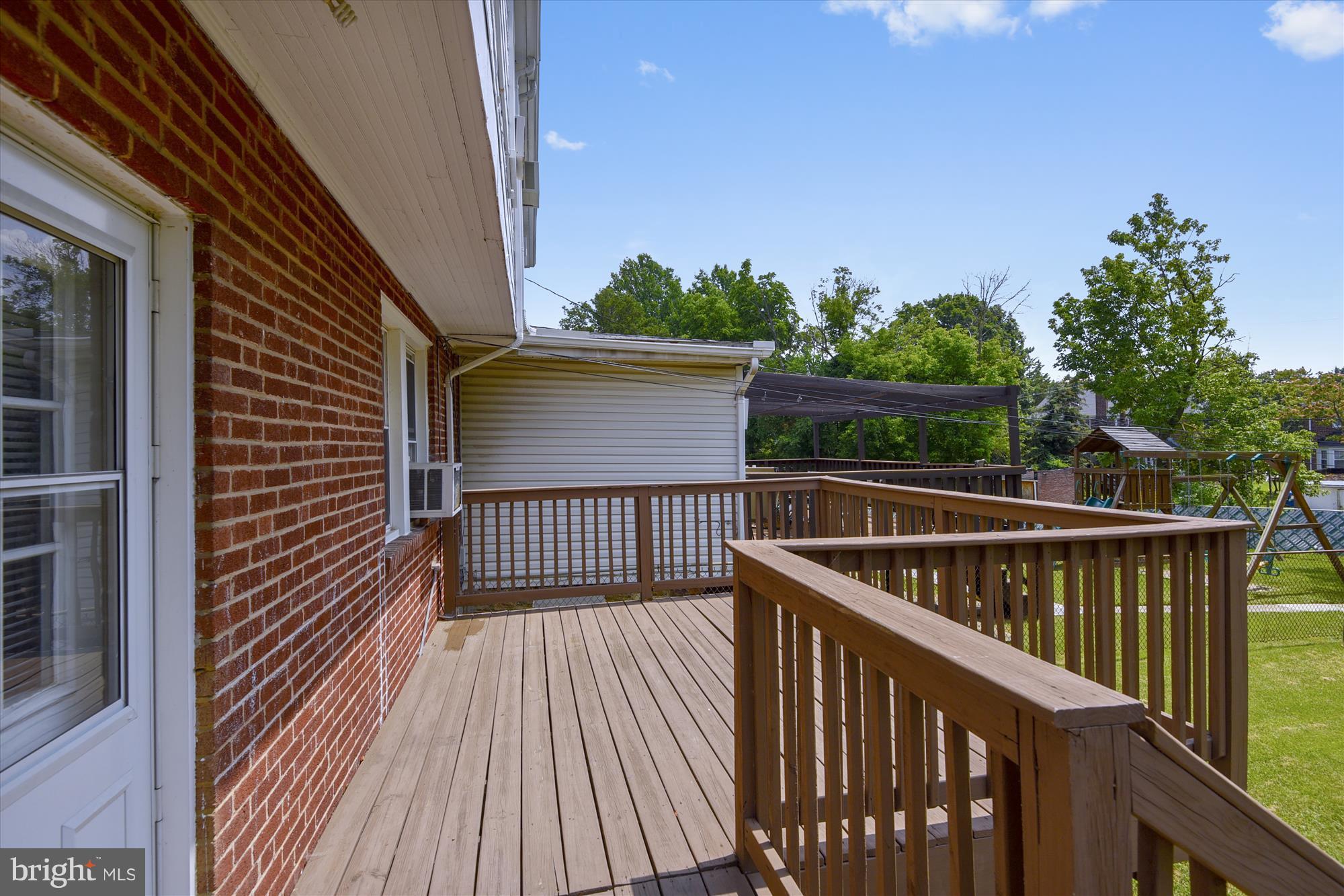 3813 Labyrinth Road Baltimore, MD 21215 - Photo 28 of 30 Deck