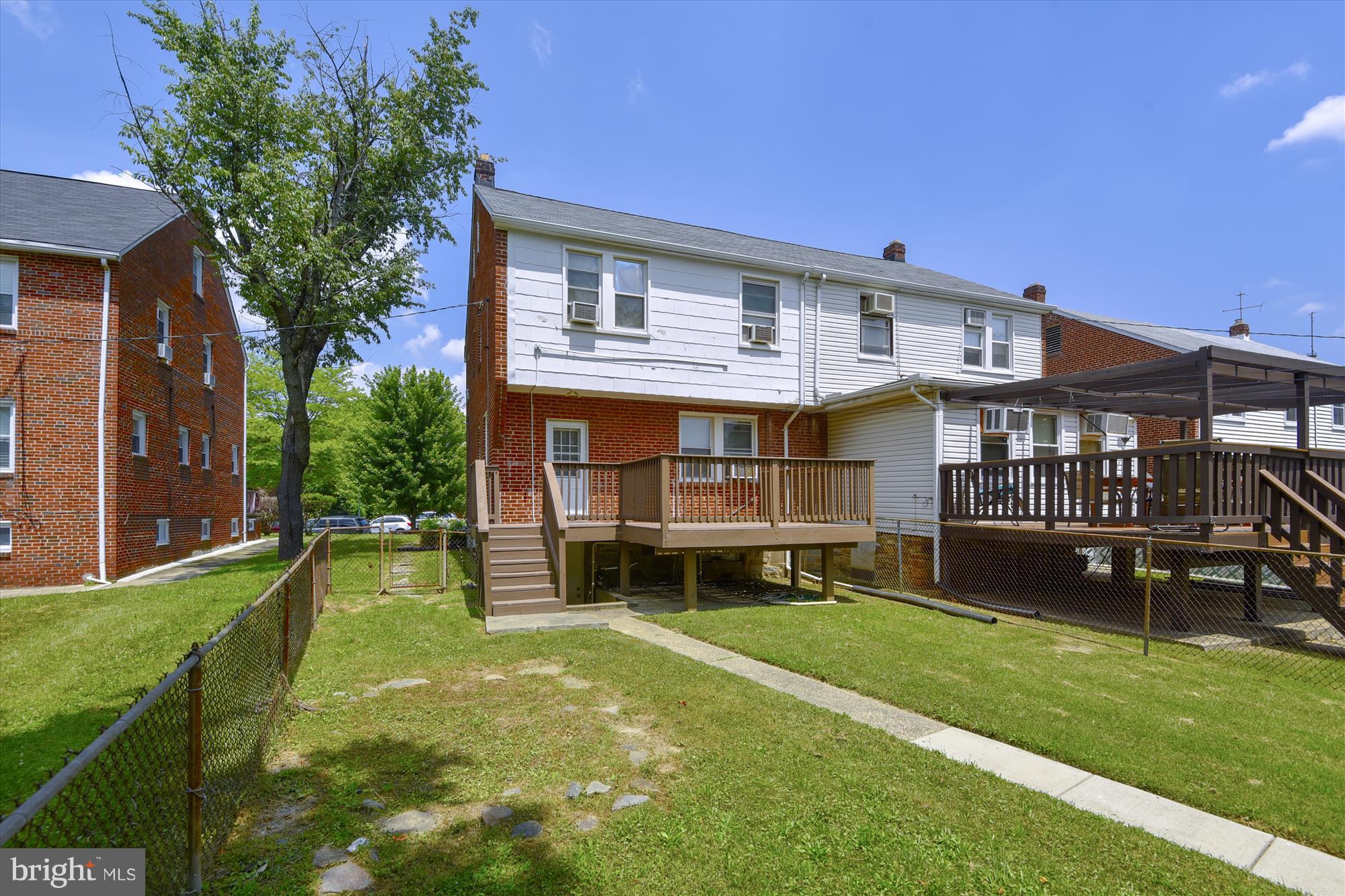 3813 Labyrinth Road Baltimore, MD 21215 - Photo 29 of 30 Exterior (Rear)
