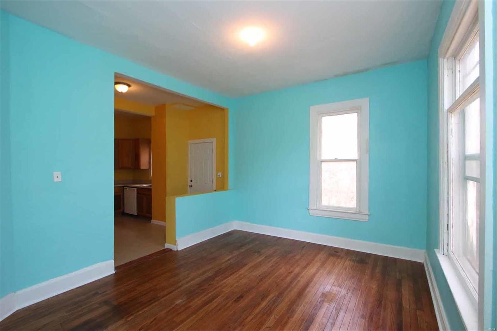 2202 Mills Avenue Alton, IL 62002 - Photo 11 of 22