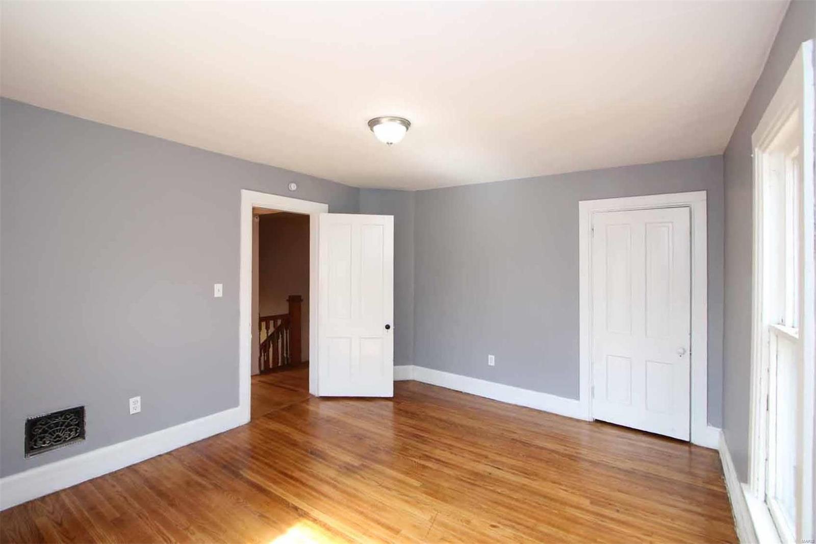 2202 Mills Avenue Alton, IL 62002 - Photo 19 of 22