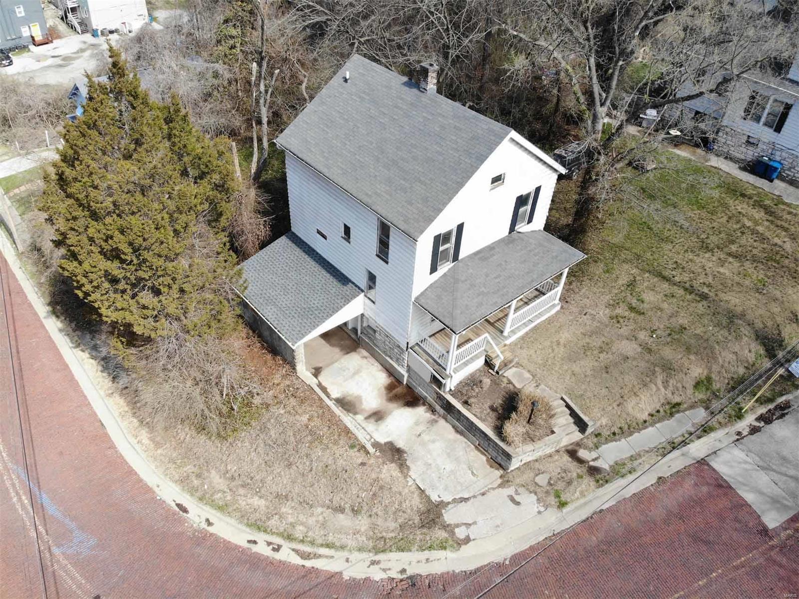 2202 Mills Avenue Alton, IL 62002 - Photo 5 of 22
