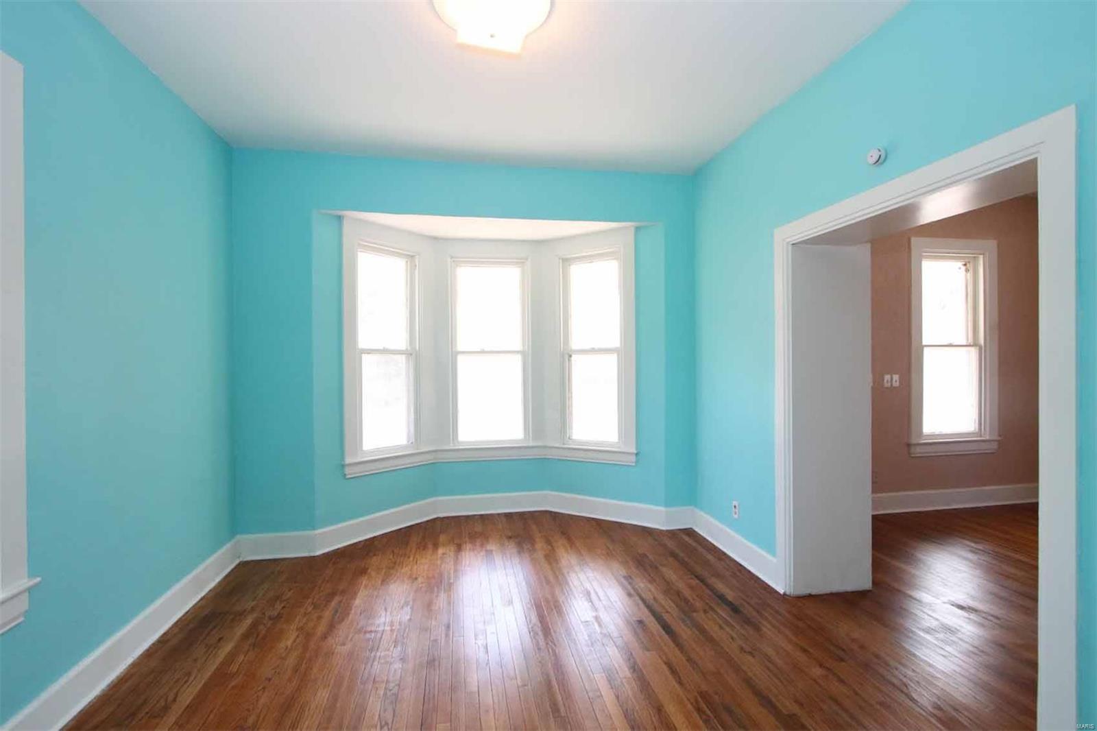 2202 Mills Avenue Alton, IL 62002 - Photo 9 of 22