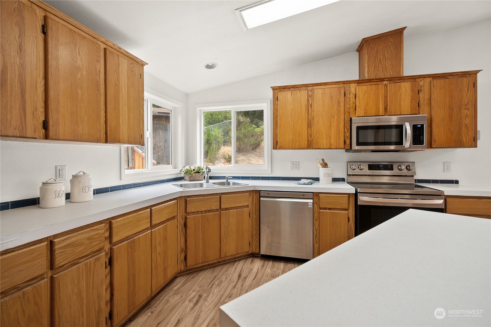 730 Northeast Newkirk Road Belfair, WA 98528 - Photo 11 of 40 Gallery Image 11