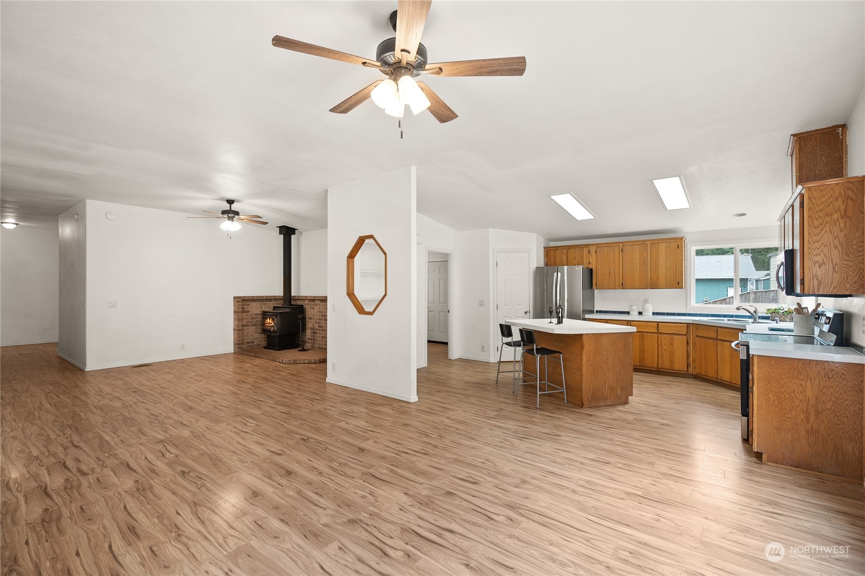 730 Northeast Newkirk Road Belfair, WA 98528 - Photo 7 of 40 Gallery Image 7