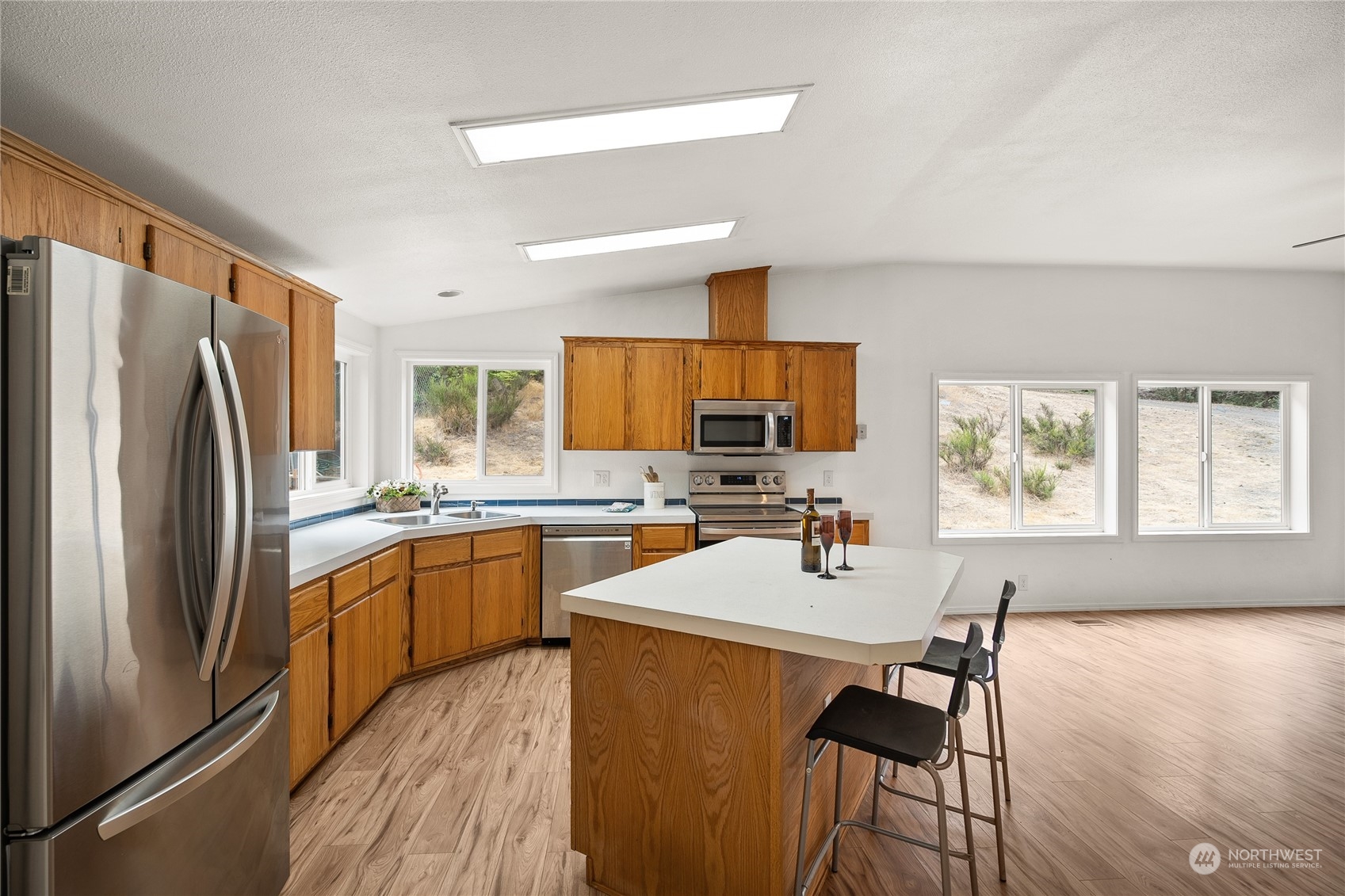 730 Northeast Newkirk Road Belfair, WA 98528 - Photo 9 of 40 Gallery Image 9