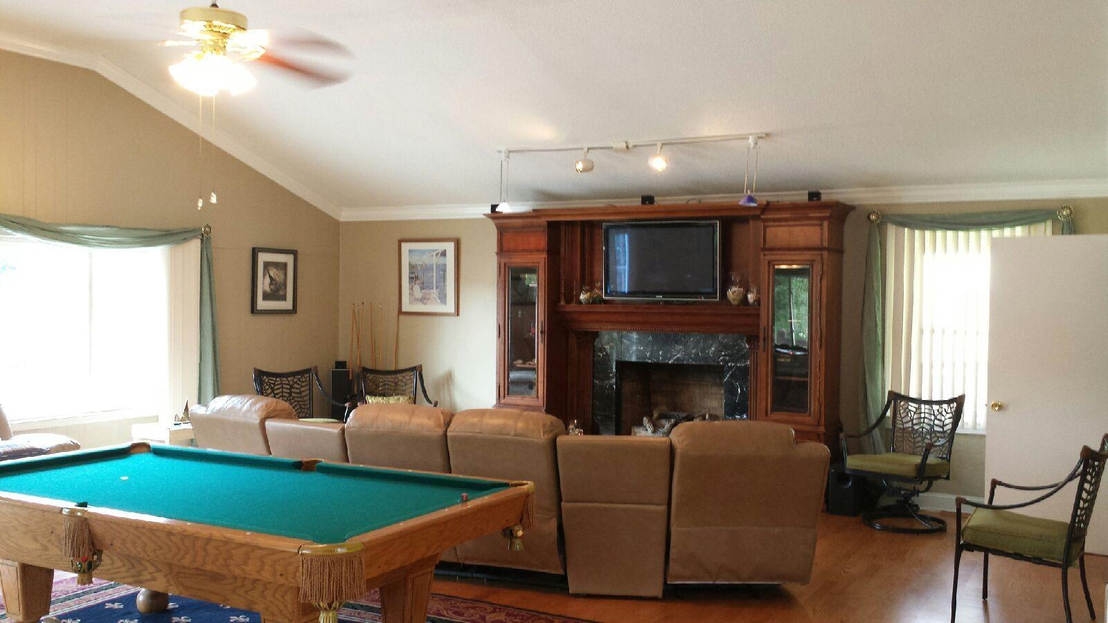59 Monte Vista Road Union Hall, VA 24176 - Photo 4 of 20 Great Room 2
