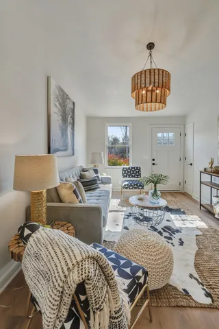 $284,900 | 2341 Cooper Terrace, Nashville, TN 37216