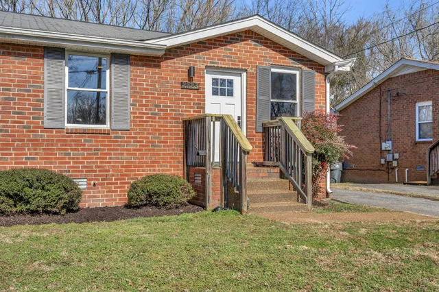 $284,900 | 2341 Cooper Terrace, Nashville, TN 37216