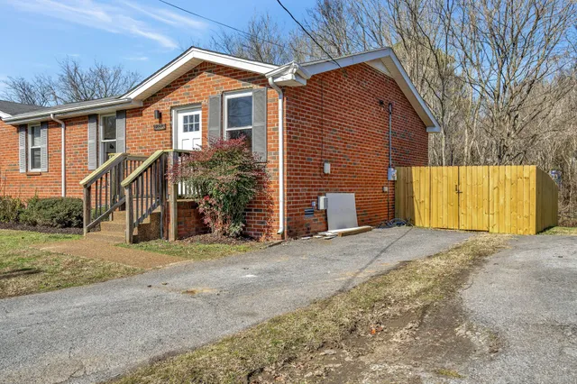 $284,900 | 2341 Cooper Terrace, Nashville, TN 37216