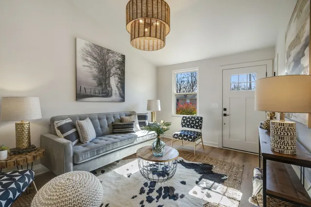 $284,900 | 2341 Cooper Terrace, Nashville, TN 37216