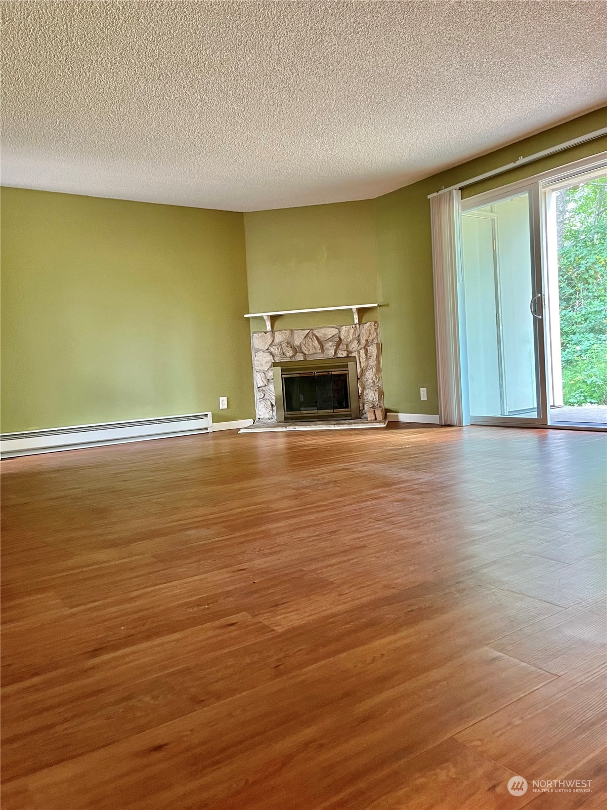 3206 Pine Road Northeast, Unit D5 Bremerton, WA 98310 - Photo 2 of 16 Gallery Image 2