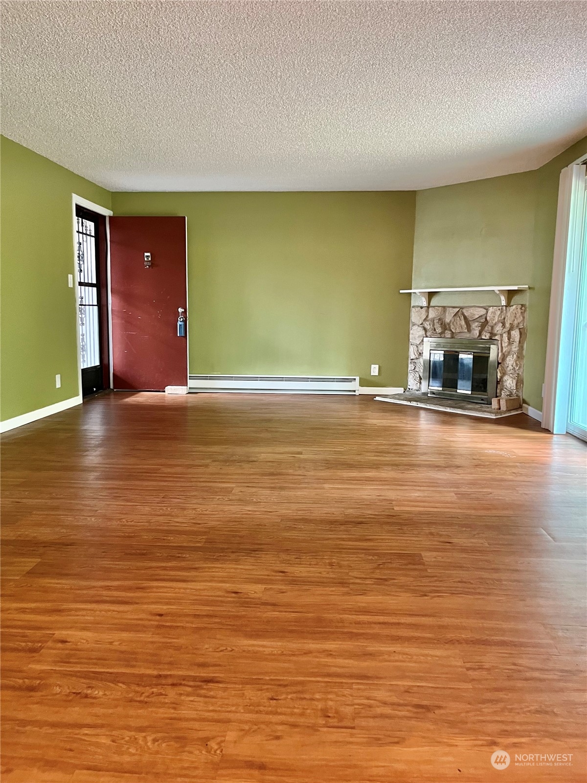 3206 Pine Road Northeast, Unit D5 Bremerton, WA 98310 - Photo 3 of 16 Gallery Image 3