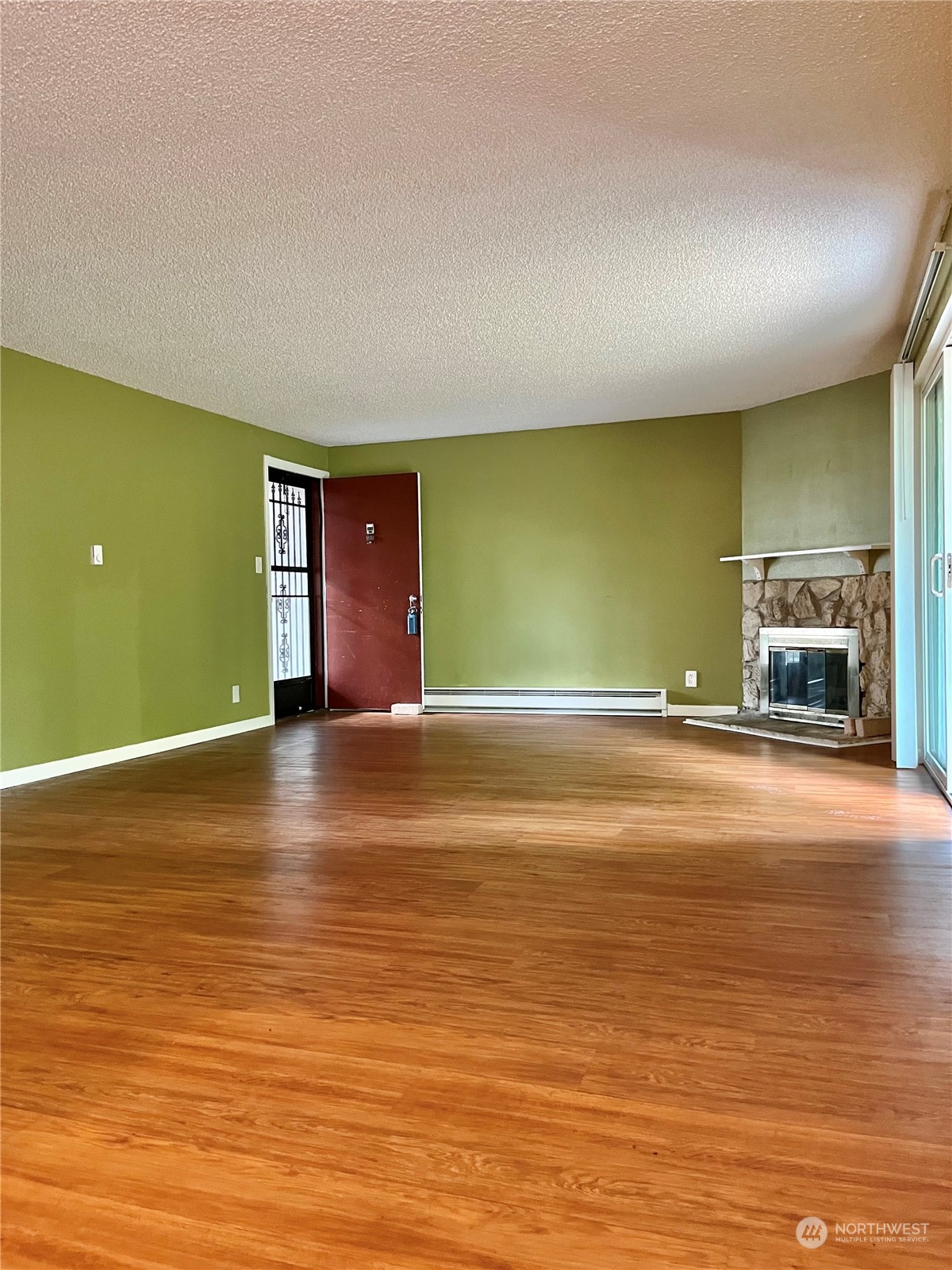 3206 Pine Road Northeast, Unit D5 Bremerton, WA 98310 - Photo 4 of 16 Gallery Image 4