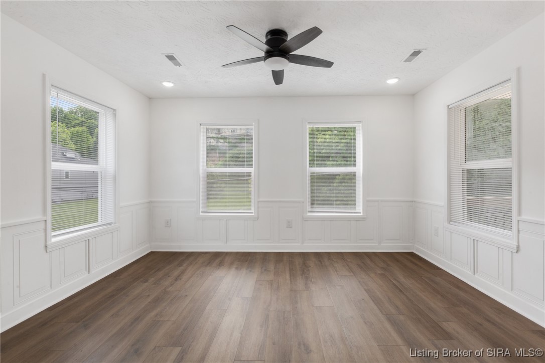 4818 Upper River Road Jeffersonville, IN 47130 - Photo 16 of 75