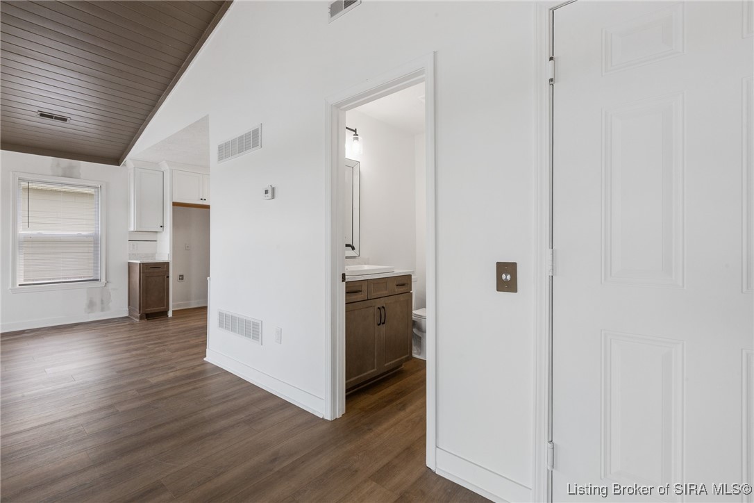 4818 Upper River Road Jeffersonville, IN 47130 - Photo 22 of 75