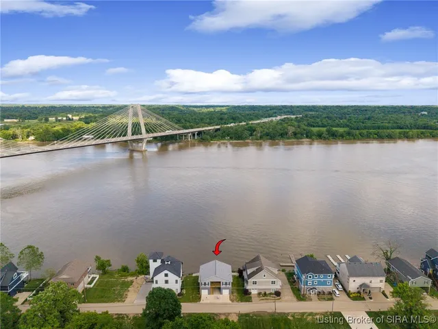 $674,900 | 4818 Upper River Road, Jeffersonville, IN 47130