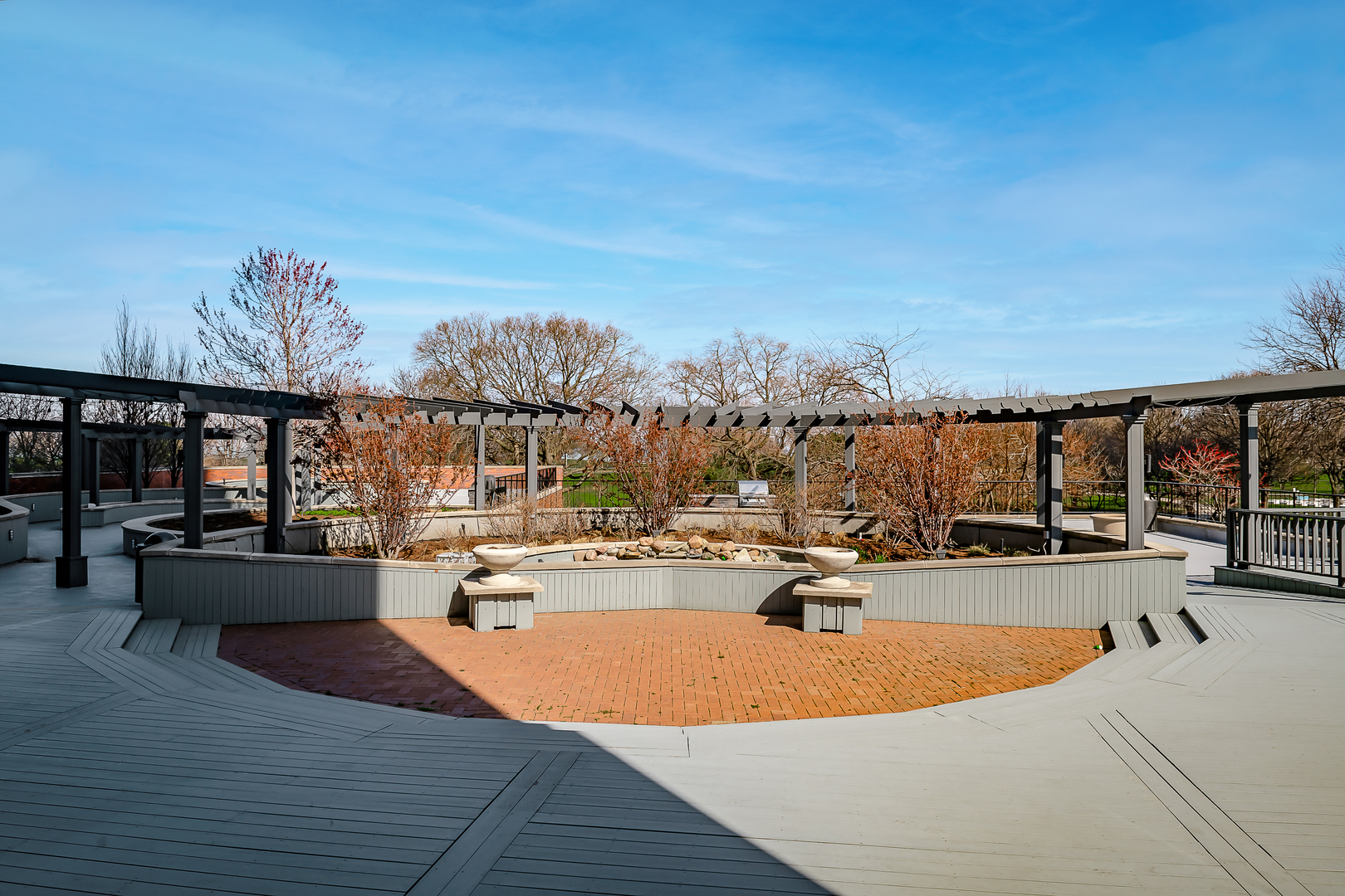 5415 North Sheridan Road, Unit 3004 Chicago, IL 60640 - Photo 20 of 26 a view of a swimming pool with outdoor seating and a tub