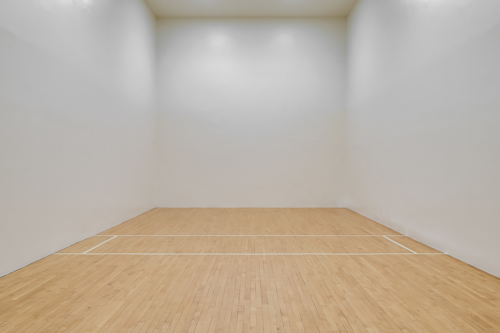 5415 North Sheridan Road, Unit 3004 Chicago, IL 60640 - Photo 25 of 26 a view of an empty room