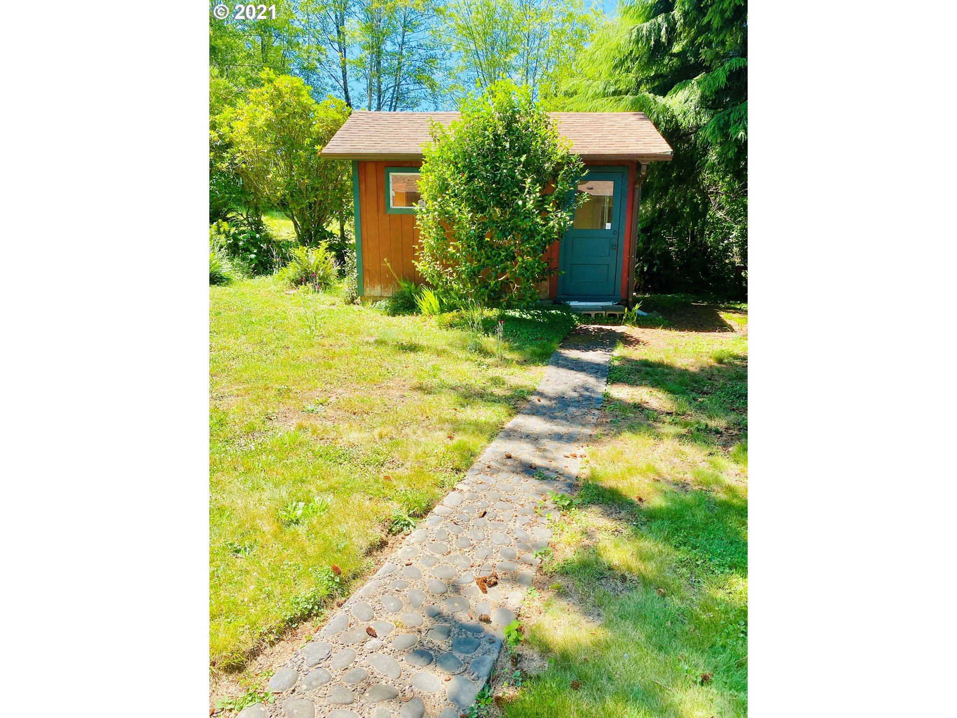 89366 Sutton Lake Road Florence, OR 97439 - Photo 20 of 25 Gallery Image 20