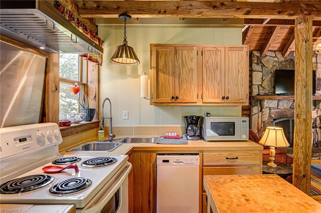 3460 Moores Spring Road Westfield, NC 27053 - Photo 10 of 40 Gallery Image 10