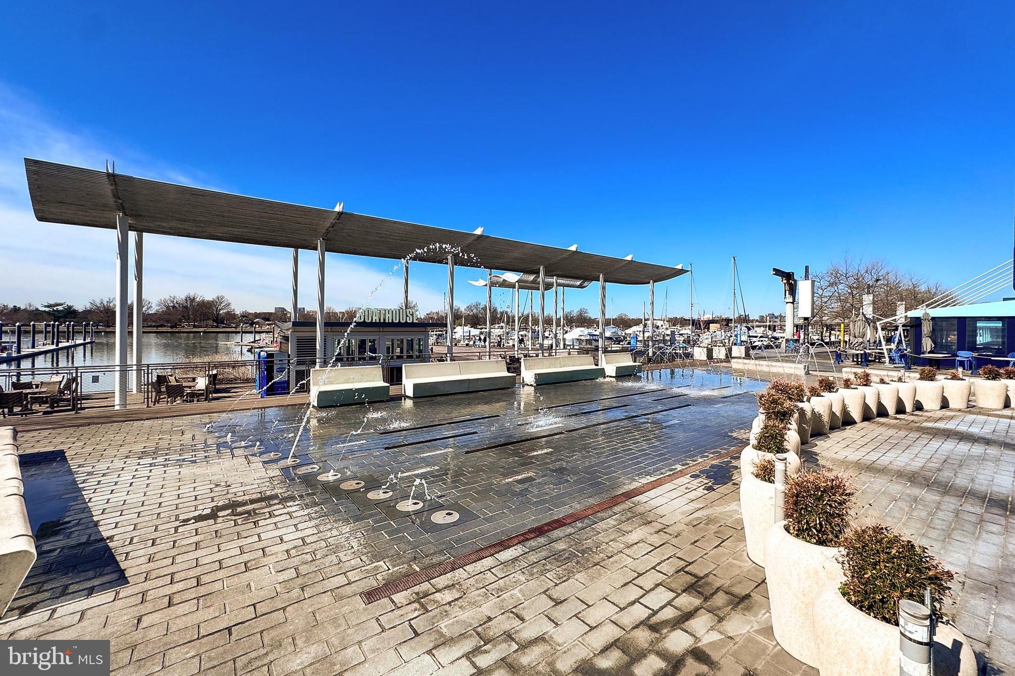 700 7th Street Southwest, Unit 730 Washington, DC 20024 - Photo 33 of 58