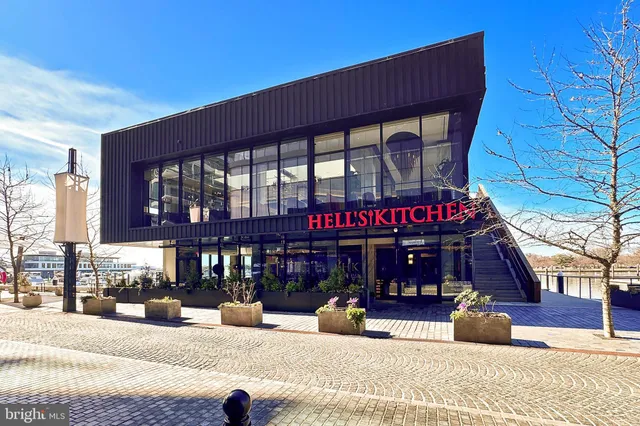 a view of outdoor space