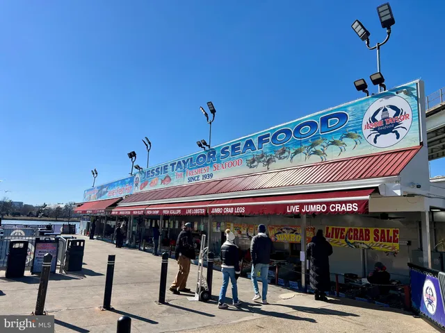 $279,900 | 700 7th Street Southwest, Unit 730, Washington, DC 20024