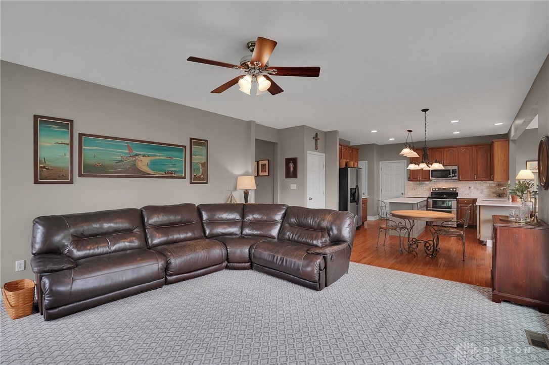 95 Keevers Point Springboro, OH 45066 - Photo 13 of 64 Gallery Image 13