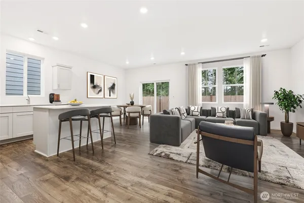 $579,995 | 10738 188 Street East, Unit 1024, Puyallup, WA 98374