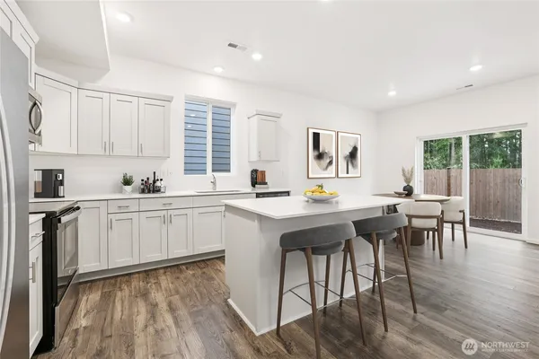 $579,995 | 10738 188 Street East, Unit 1024, Puyallup, WA 98374