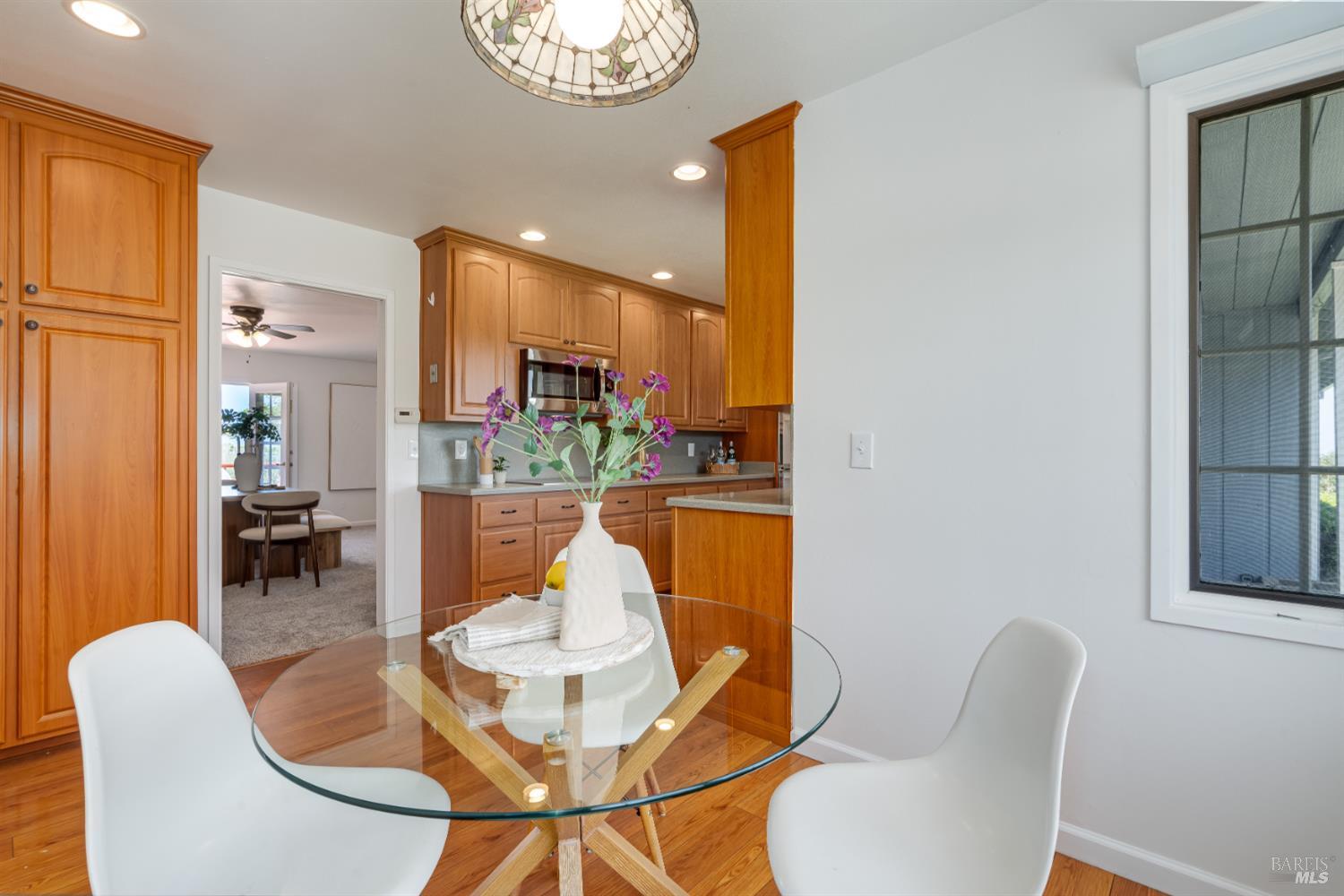 829 Rigsby Lane Sebastopol, CA 95472 - Photo 13 of 35 Gallery Image 13