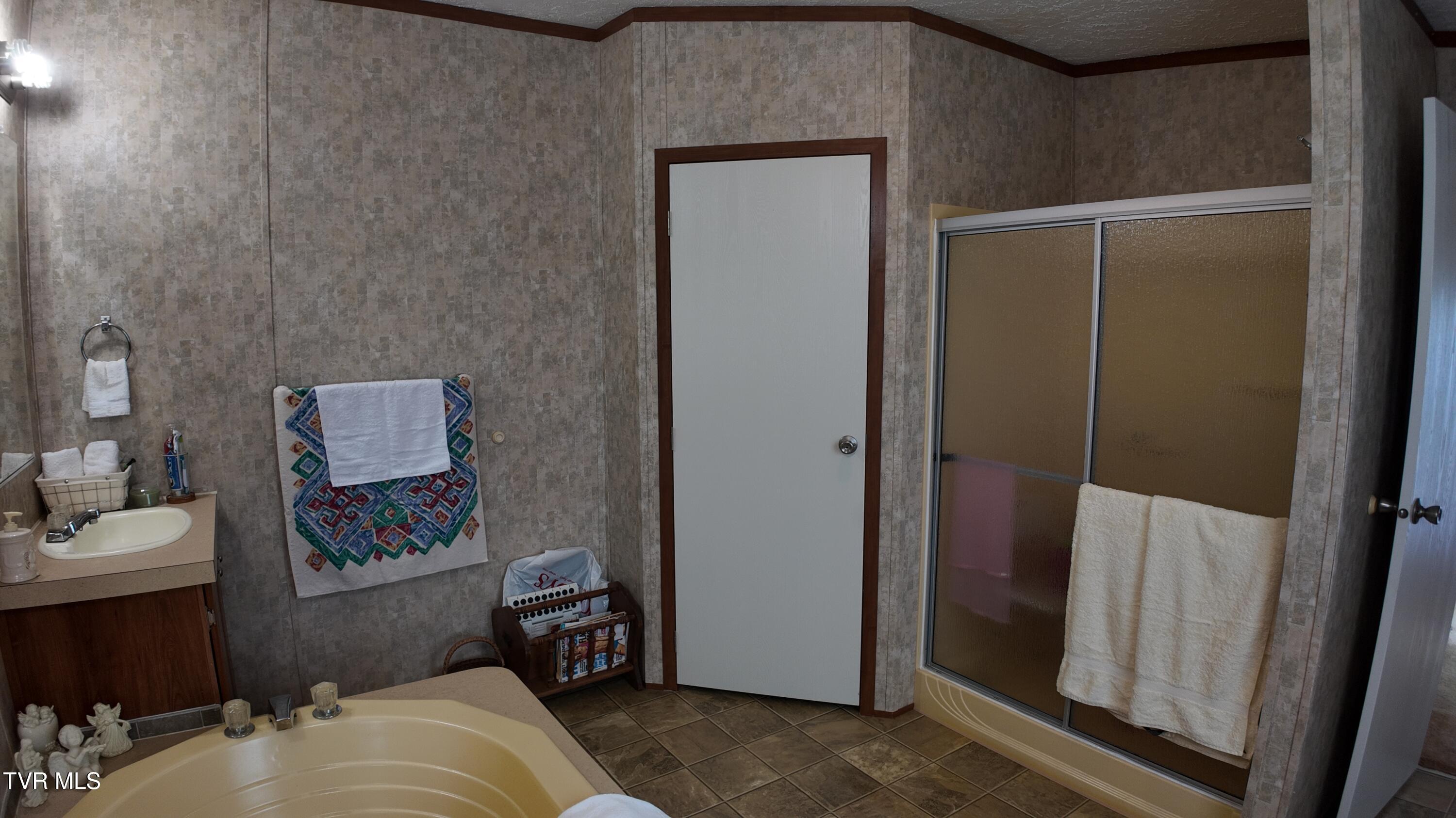 1168 Webster Valley Road Rogersville, TN 37857 - Photo 34 of 59 dji_mimo_20250519_151908_20250519151909_