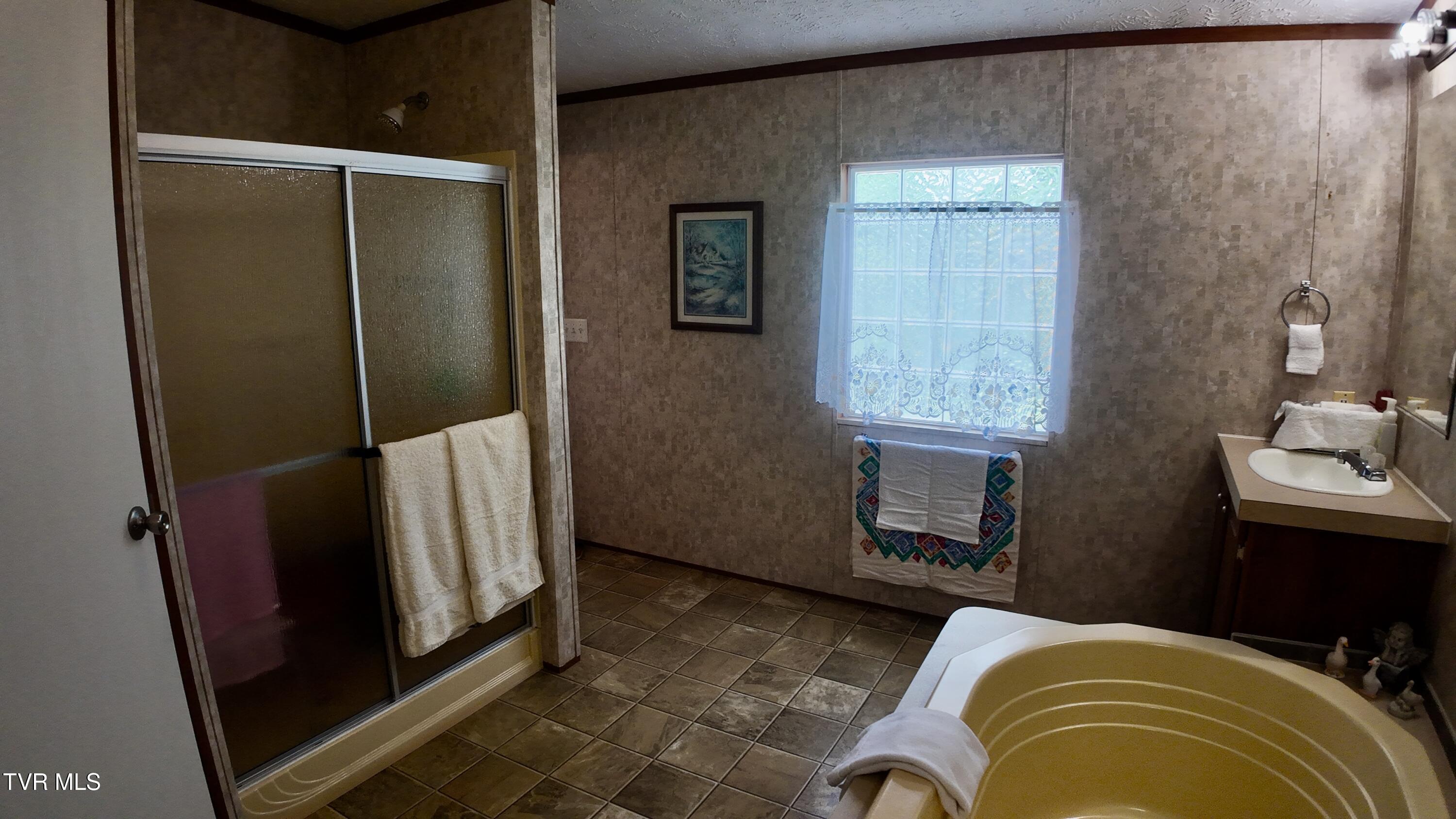 1168 Webster Valley Road Rogersville, TN 37857 - Photo 35 of 59 dji_mimo_20250519_151918_20250519151919_