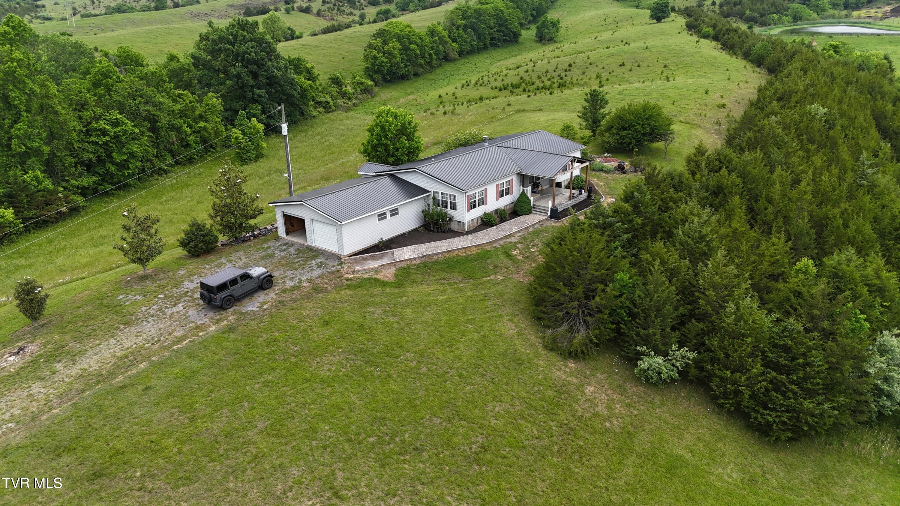 1168 Webster Valley Road Rogersville, TN 37857 - Photo 6 of 59 dji_fly_20250519_153554_0031_17476837428