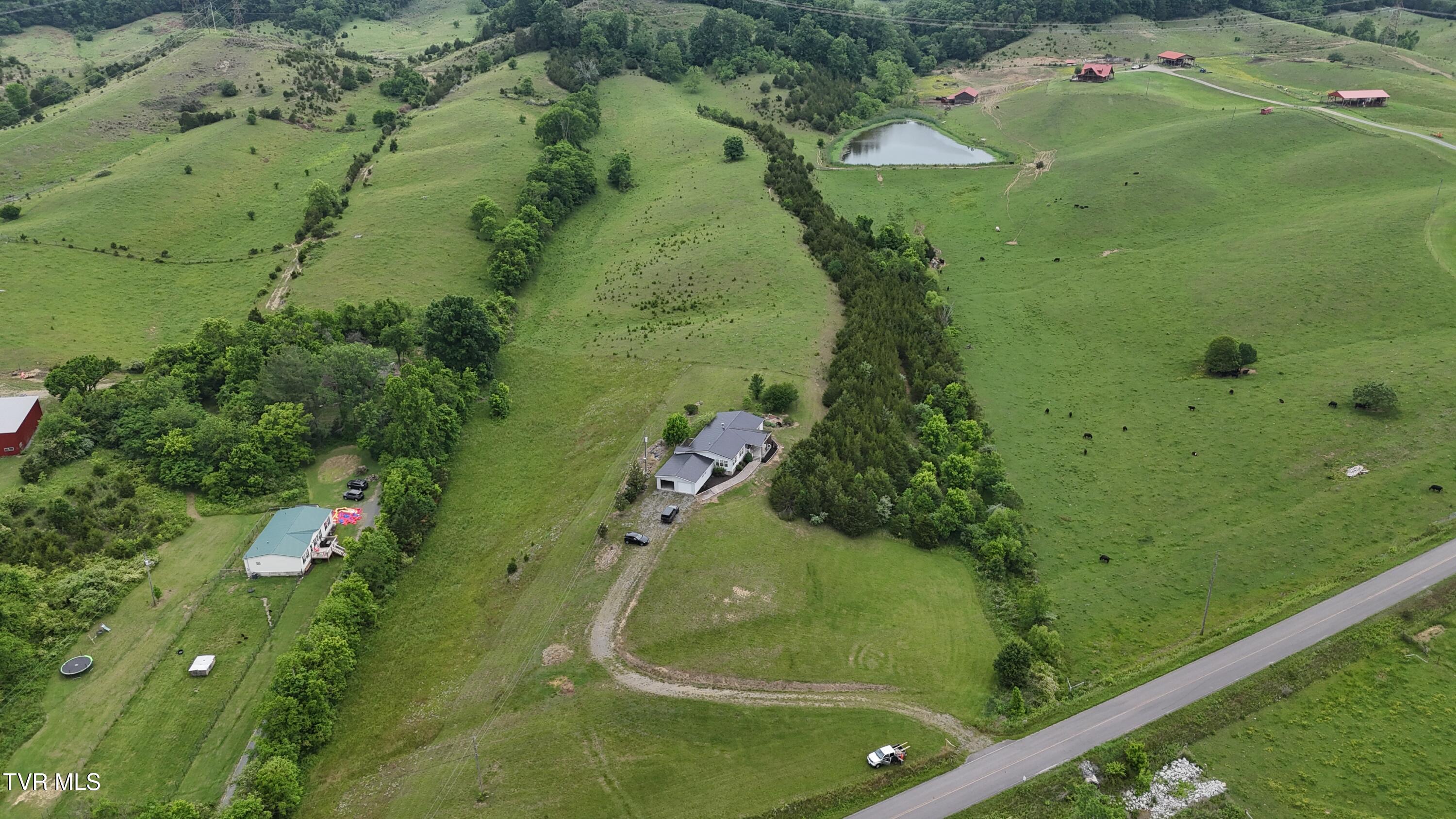 1168 Webster Valley Road Rogersville, TN 37857 - Photo 10 of 59 dji_fly_20250519_153702_0036_17476837410