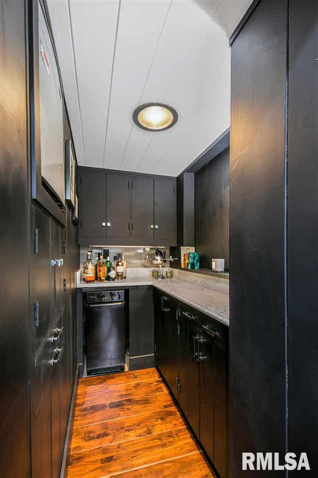 4027 Jersey Ridge Road Davenport, IA 52807 - Photo 14 of 24 Gallery Image 14