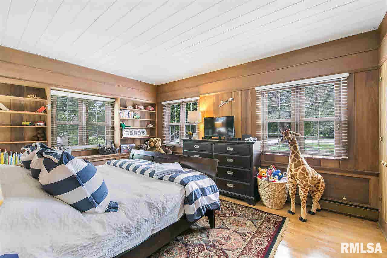 4027 Jersey Ridge Road Davenport, IA 52807 - Photo 16 of 24 Gallery Image 16